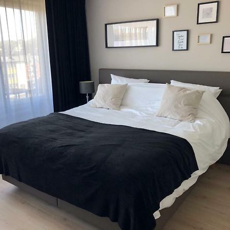 Apartmán V Carre Huy Exteriér fotografie